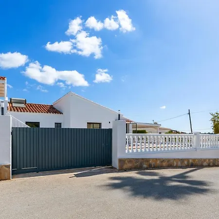 Pura Vida - Plusholidays Villa Calpe