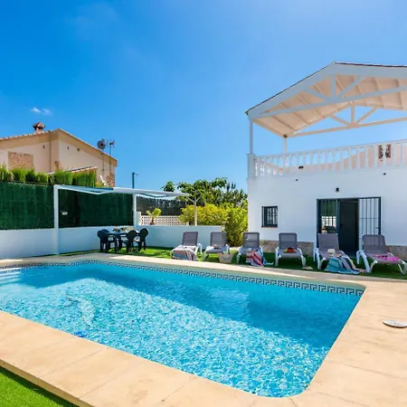 Pura Vida - Plusholidays Calpe