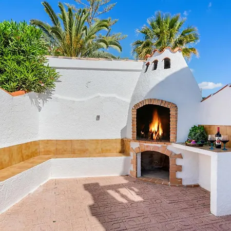 Pura Vida - Plusholidays Calpe